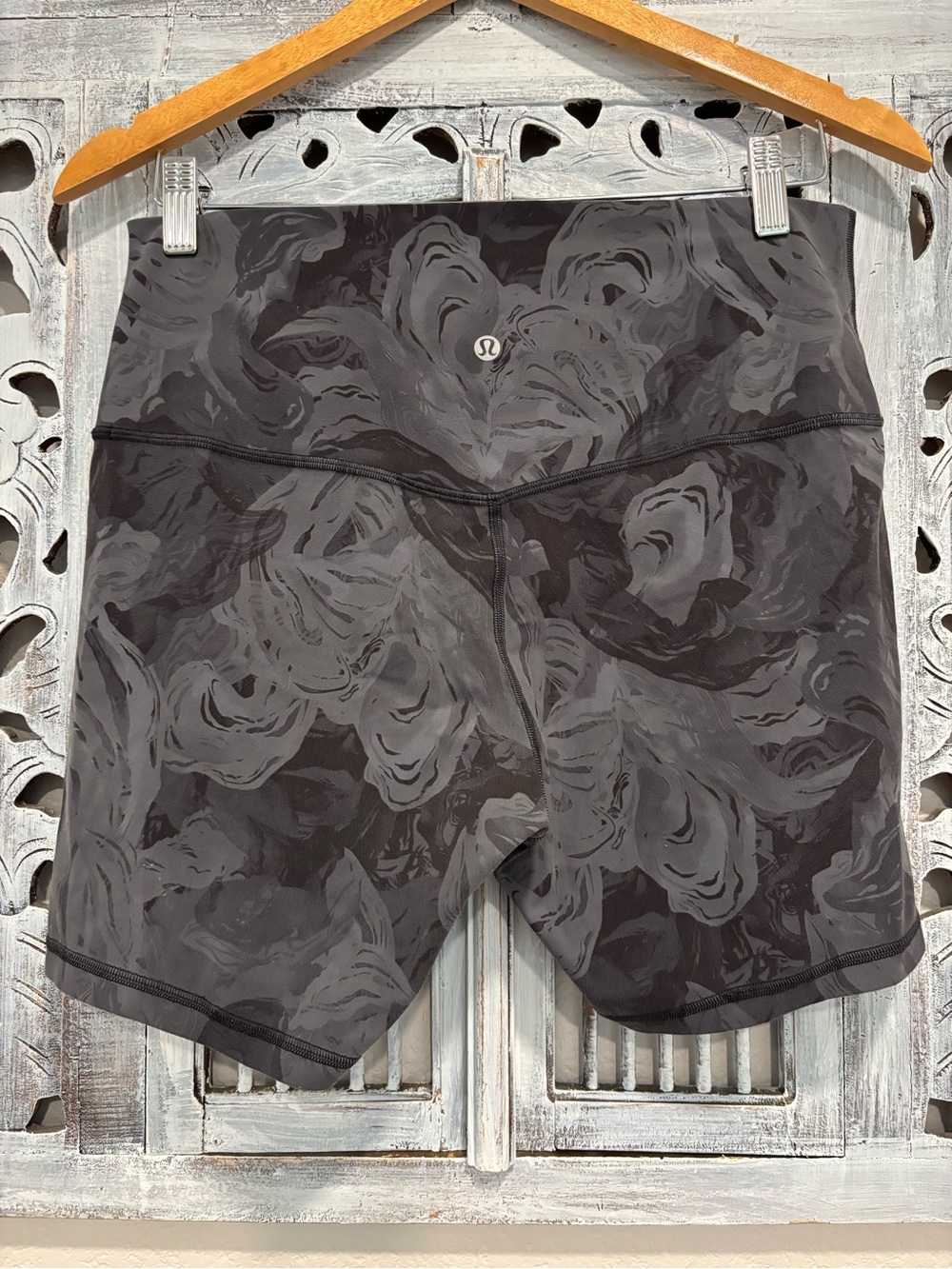 Lululemon Align High-Rise Short 6"
Stencil Dreams Black Multi Biker Shorts - Picture 6 of 9